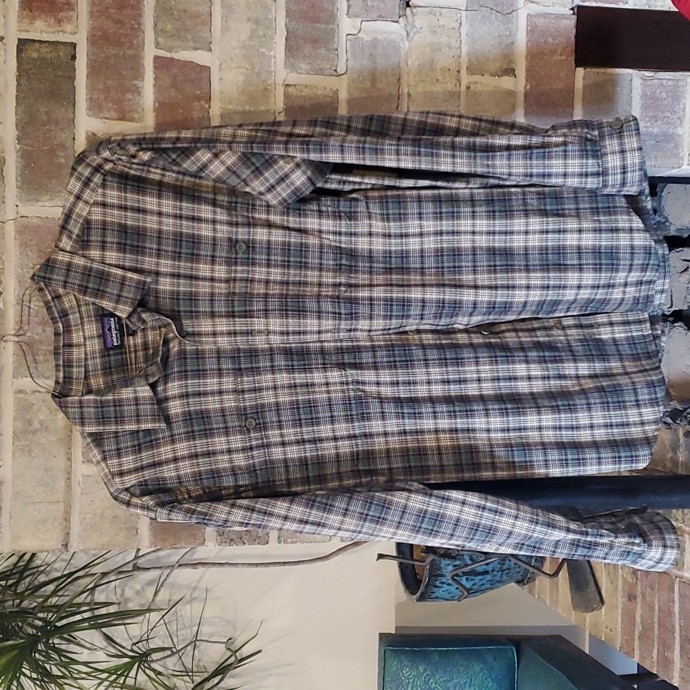 Patagonia plaid longsleeve pima cotton shirt - men's Medium